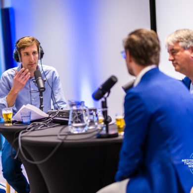 At The Money Podcast: uitdagingen van het ondernemen en investeren in de zorg